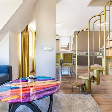 플로브디프 Fancy 1Bd Penthouse With Terrace Near The Centre By Flat Mаnager 아파트 외부 사진