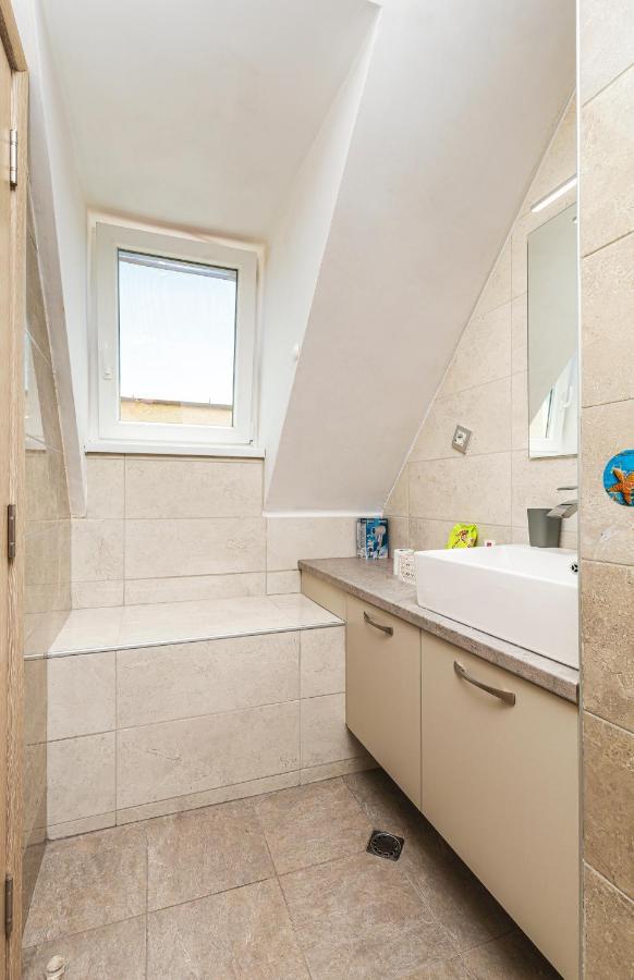 플로브디프 Fancy 1Bd Penthouse With Terrace Near The Centre By Flat Mаnager 아파트 외부 사진