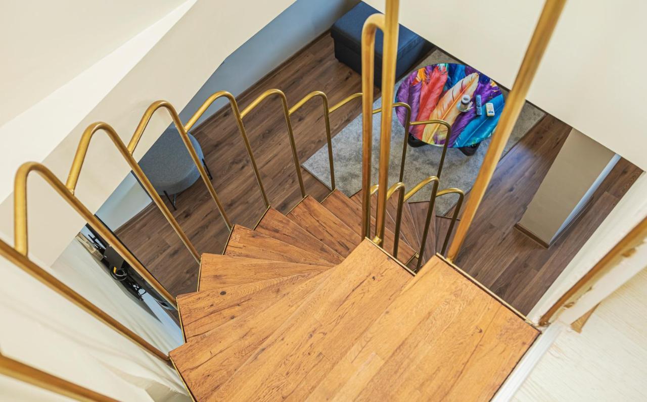 플로브디프 Fancy 1Bd Penthouse With Terrace Near The Centre By Flat Mаnager 아파트 외부 사진